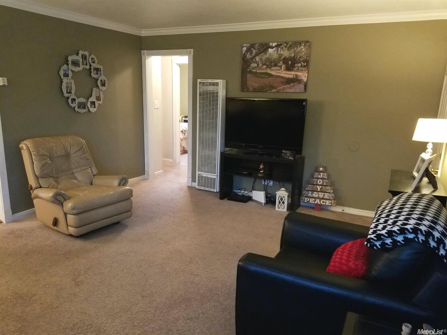 412 E Rumble Rd, Modesto, CA 95350 photo 3