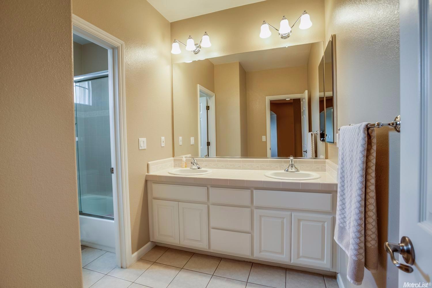 4228 Blake Dr, Modesto, CA 95356 photo 20