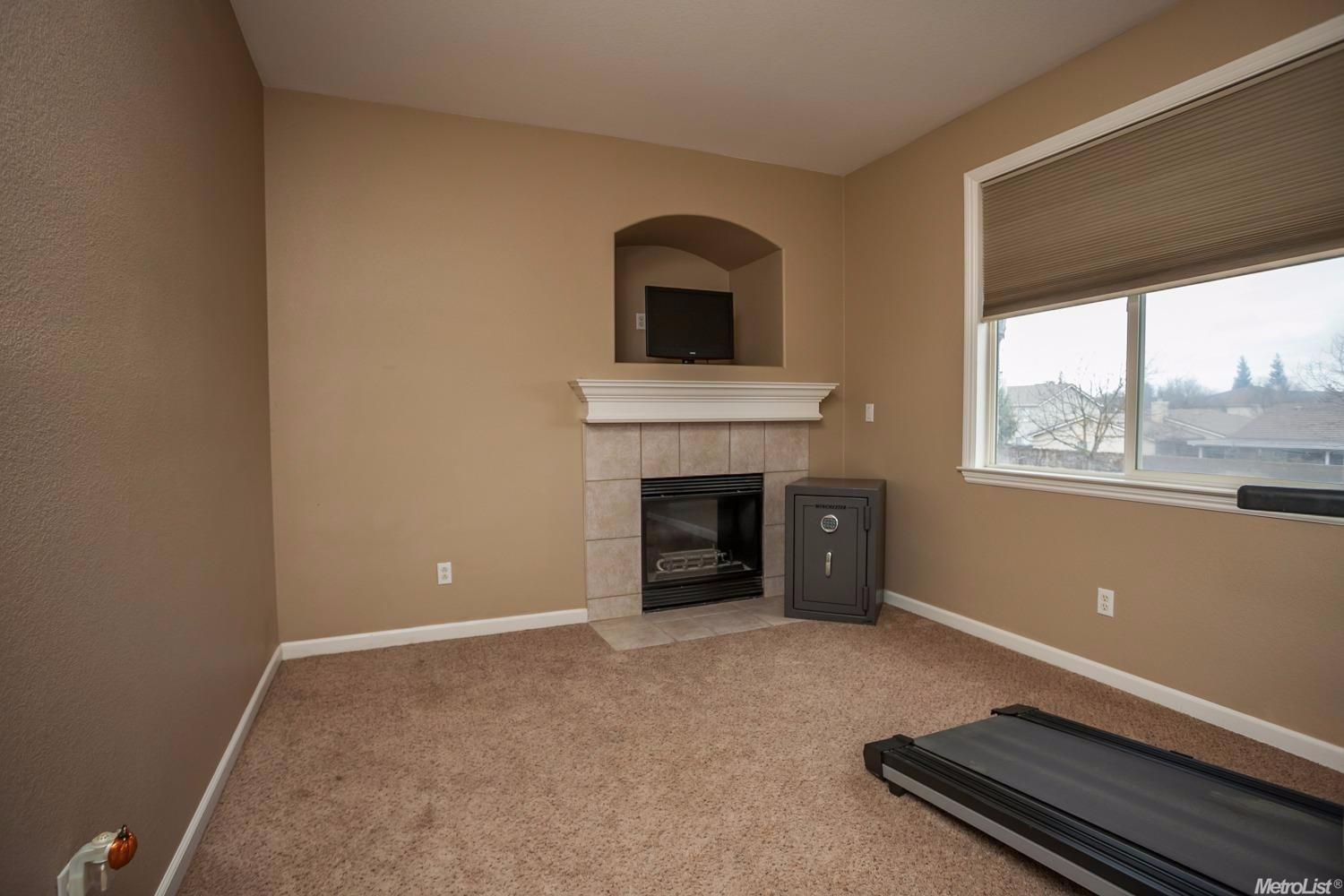 4228 Blake Dr, Modesto, CA 95356 photo 17
