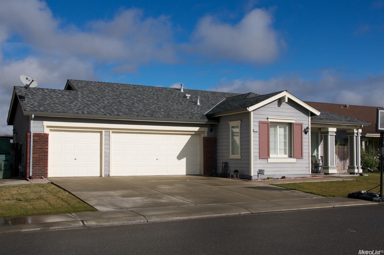4725 Roberta Ct, Keyes, CA 95328 photo 1