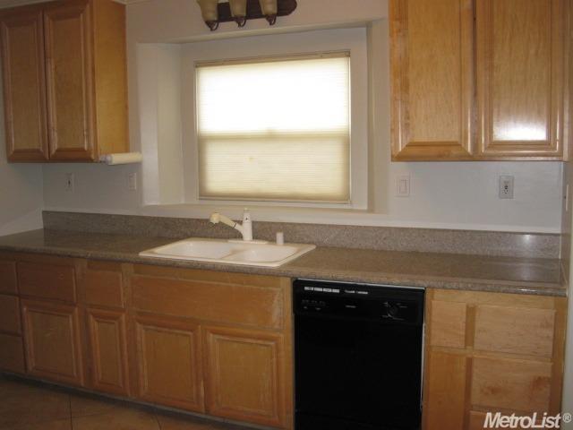 549 Terminal Ave, Modesto, CA 95350 photo 10