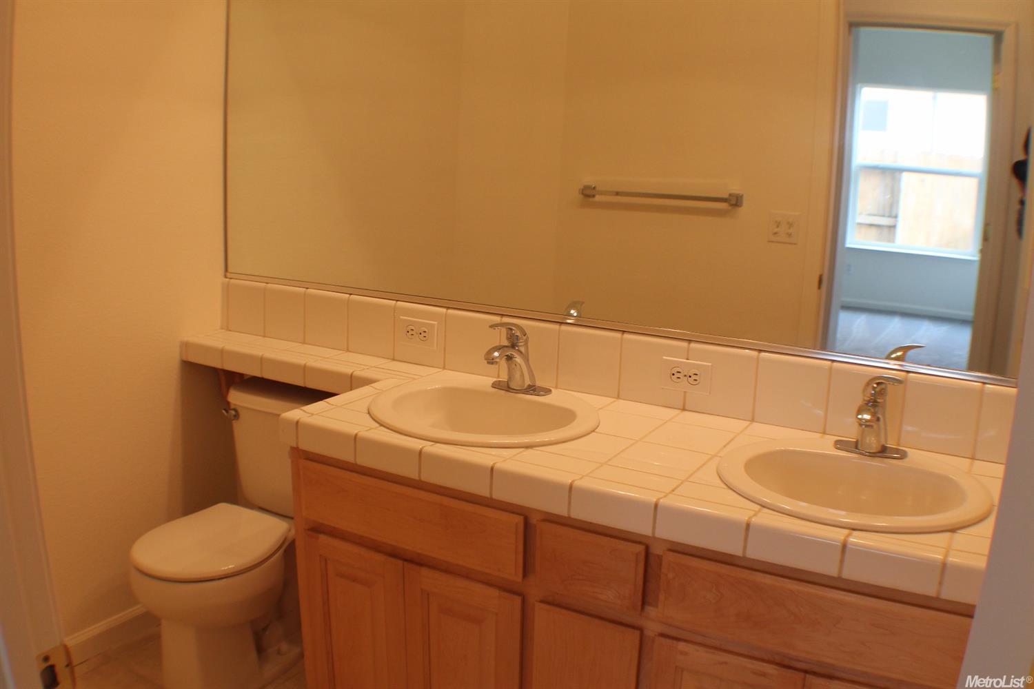 6405 Leaflet Ln, Hughson, CA 95326 photo 22