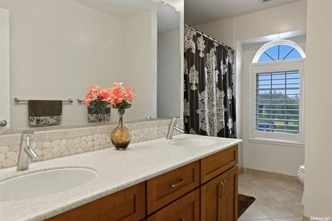 1717 Windjammer Ct, Lodi, CA 95242 photo 8
