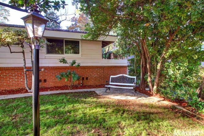 1501 Gary Way, Carmichael, CA 95608 photo 2