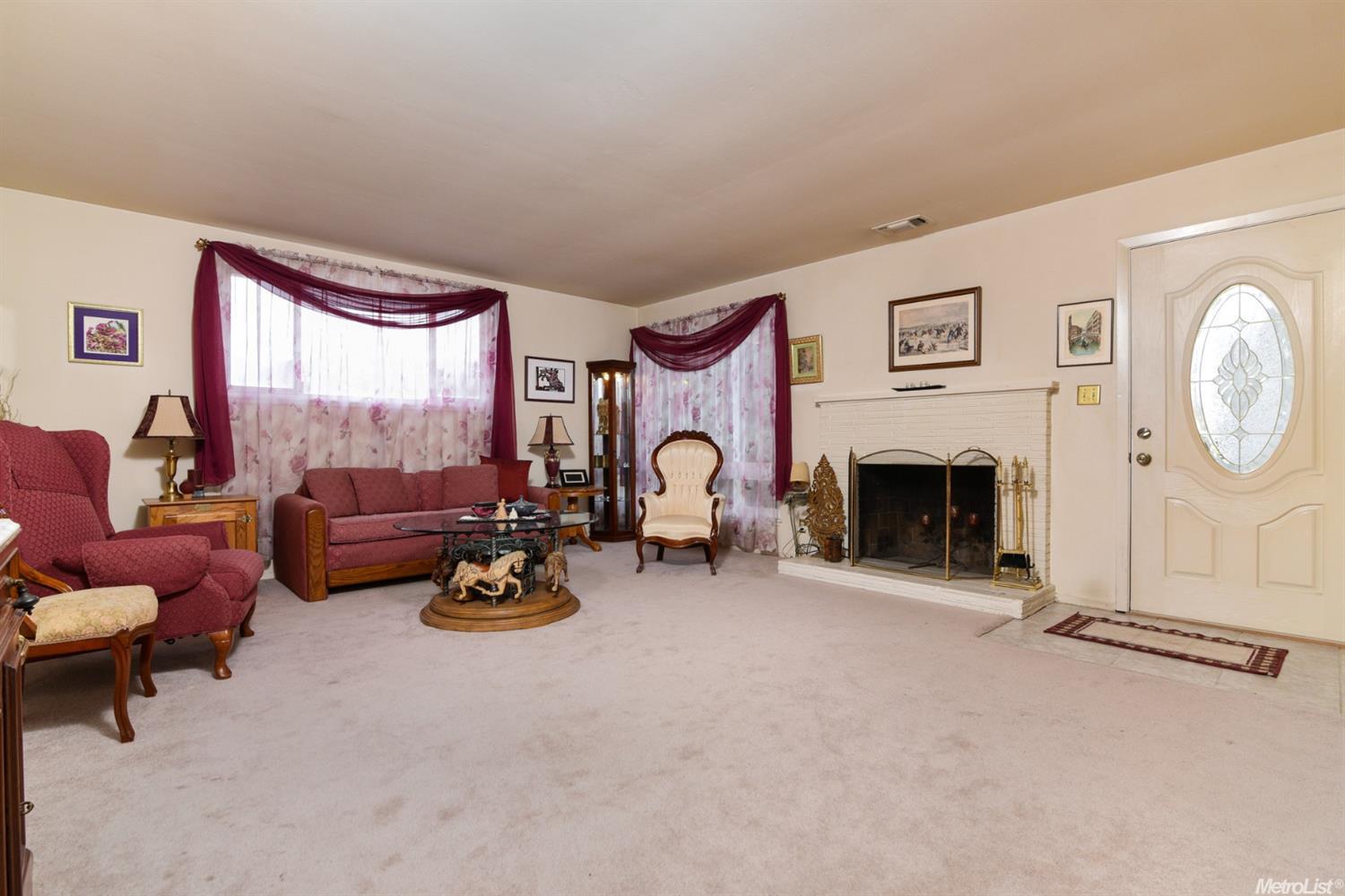 4910 Eden Ct, Carmichael, CA 95608 photo 5