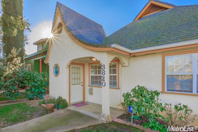 3820 Y St, Sacramento, CA 95817 photo 2