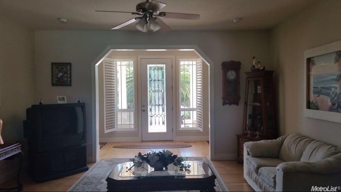805 Elfers Rd, Patterson, CA 95363 photo 4