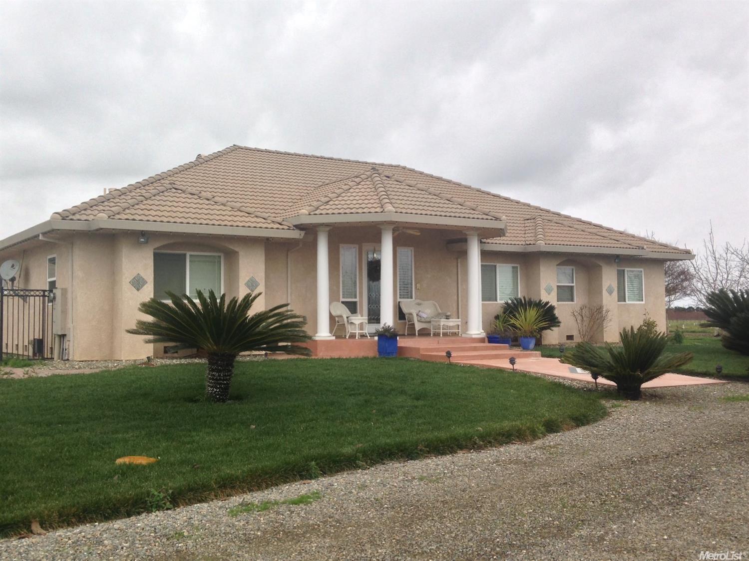 805 Elfers Rd, Patterson, CA 95363 photo 2