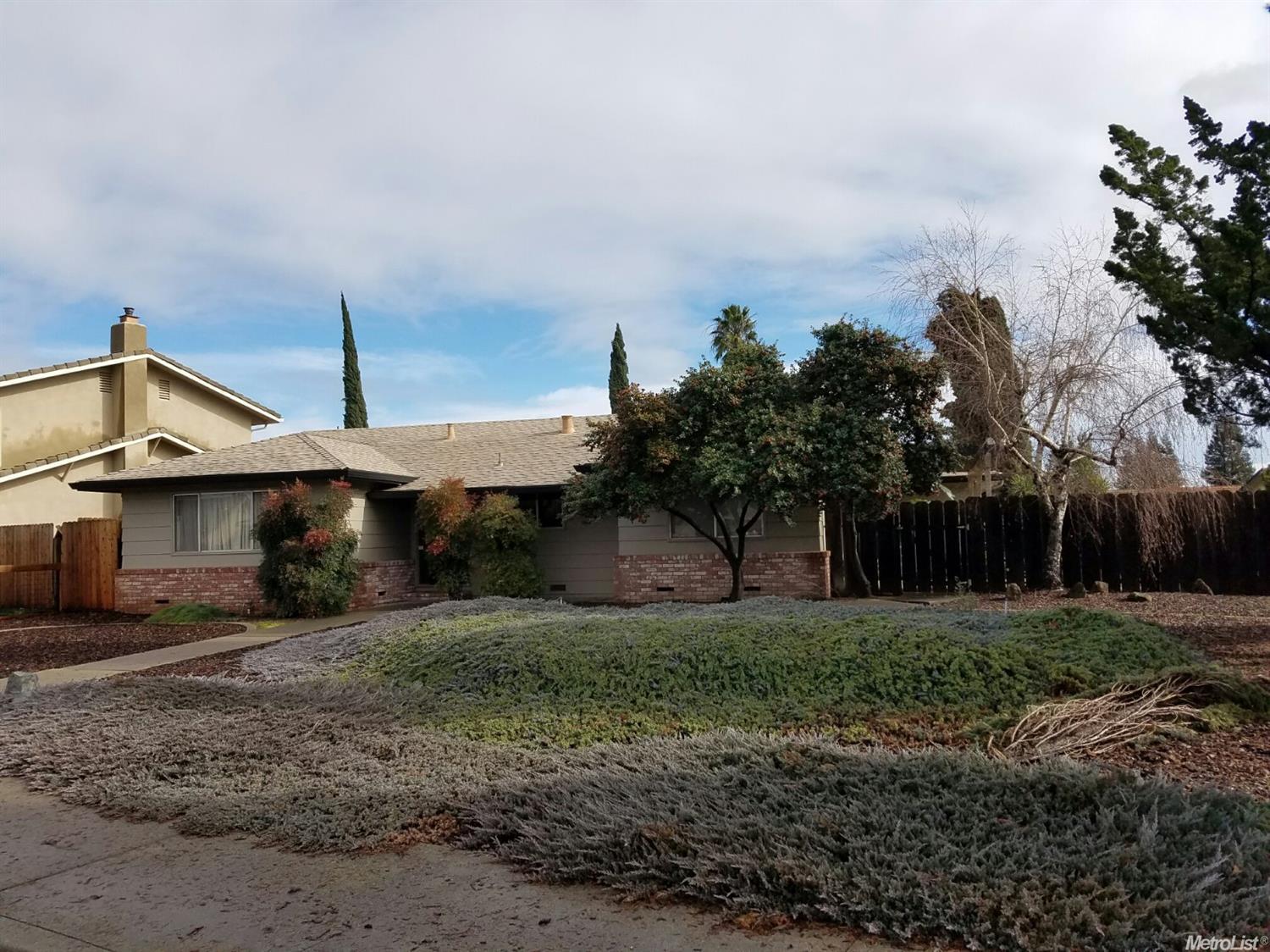 2232 Gateway Cir, Lodi, CA 95240 photo 1