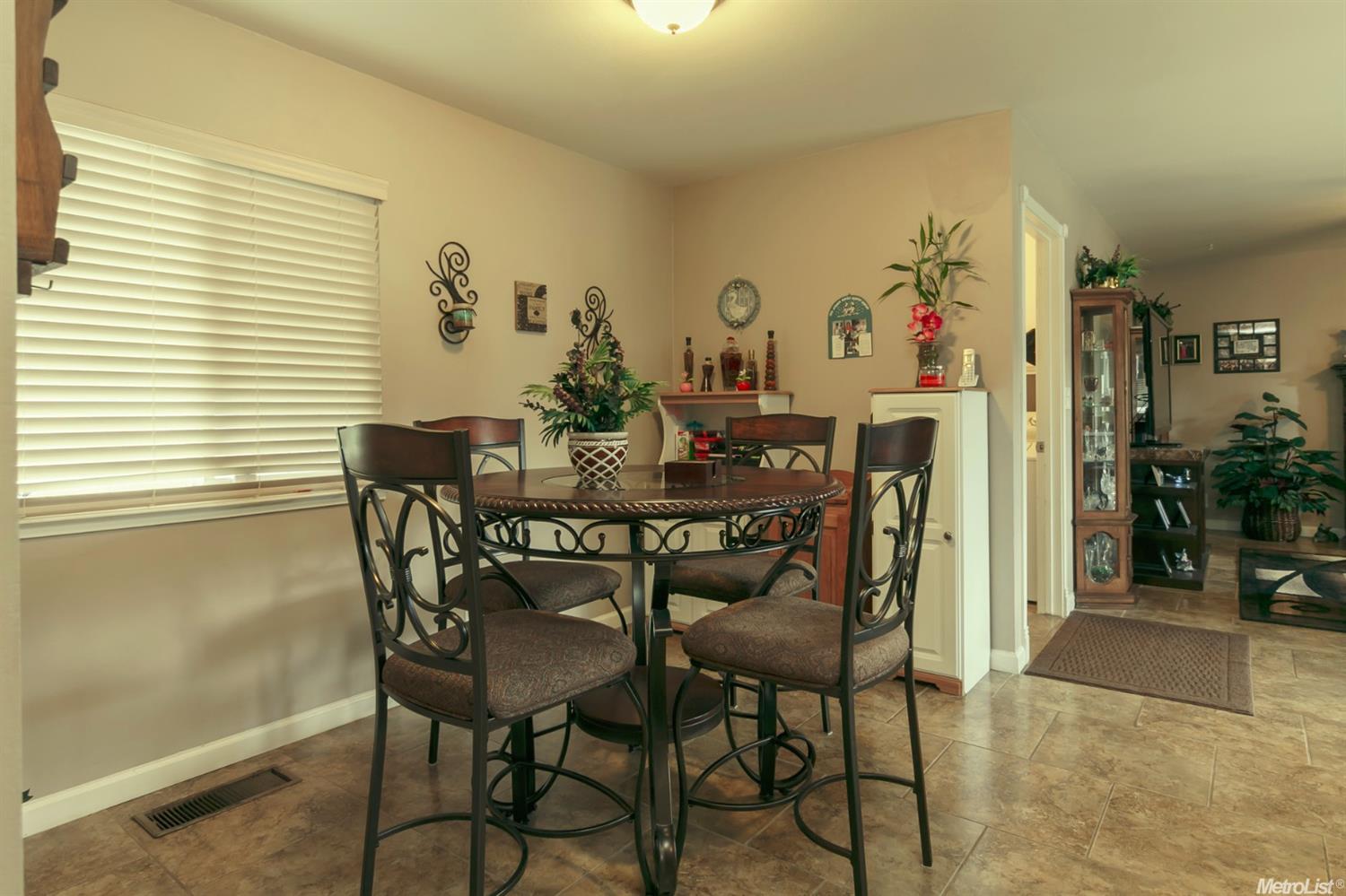 3400 Scenic Dr, Modesto, CA 95355 photo 4