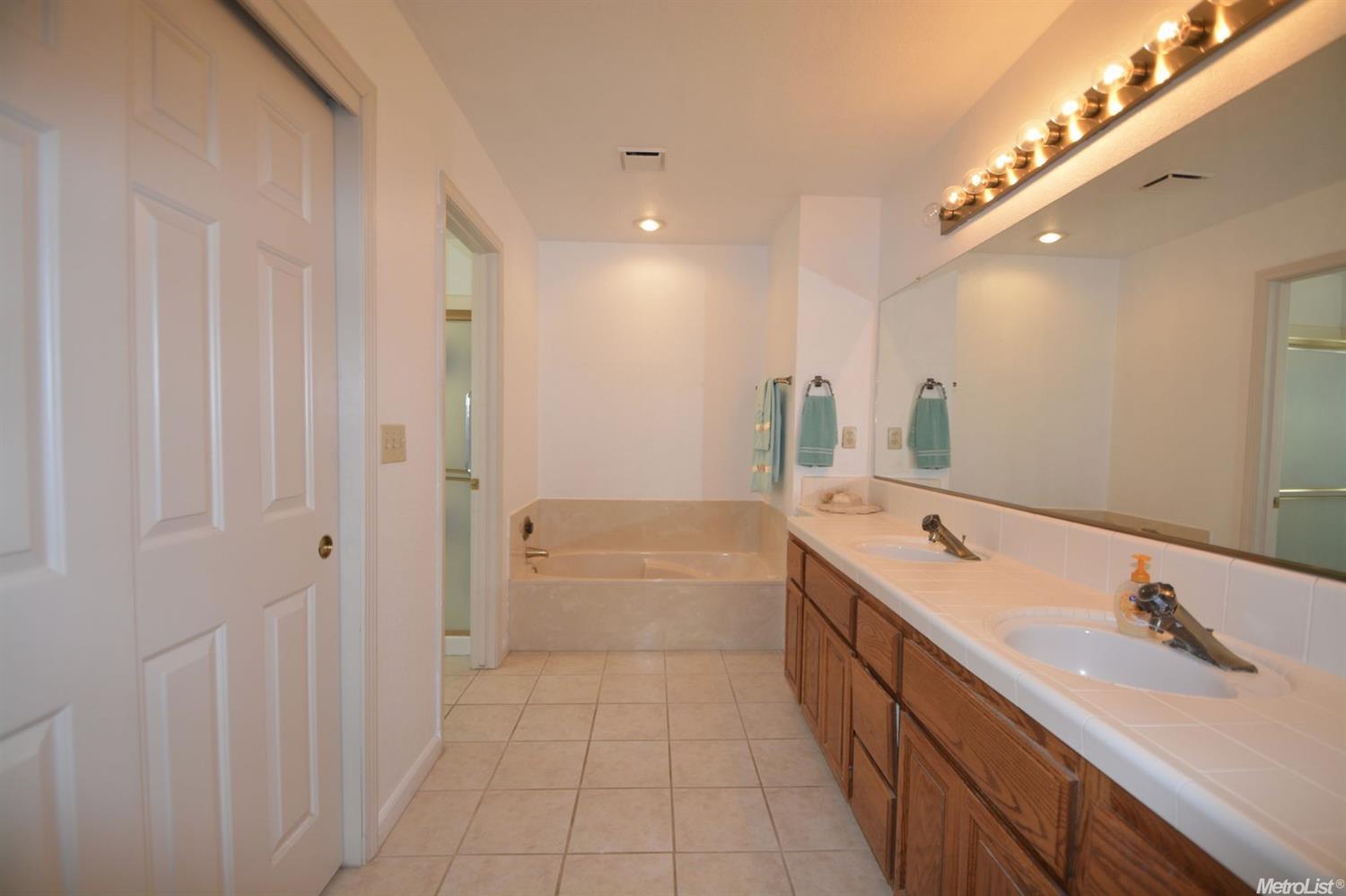 2812 Snyder Ave, Modesto, CA 95356 photo 27
