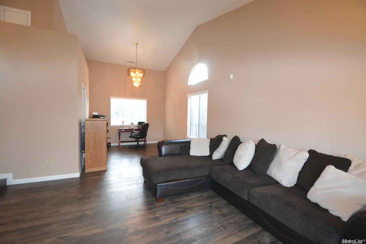 2812 Snyder Ave, Modesto, CA 95356 photo 8