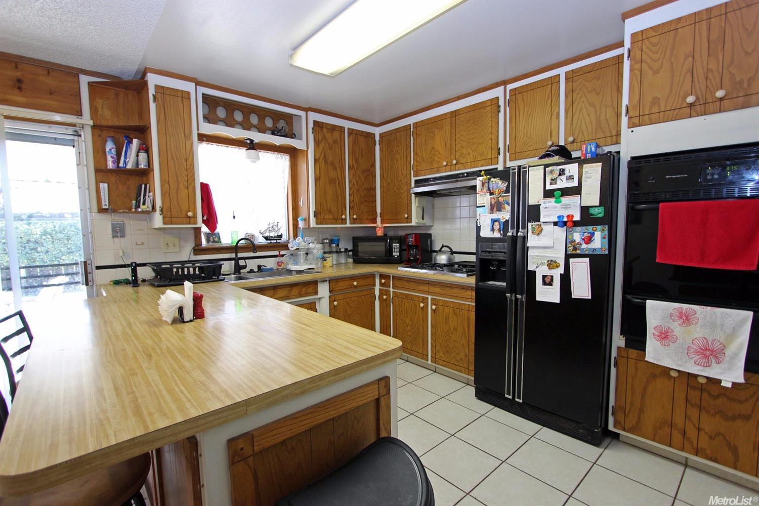 1900 Serena Ave, Modesto, CA 95355 photo 3