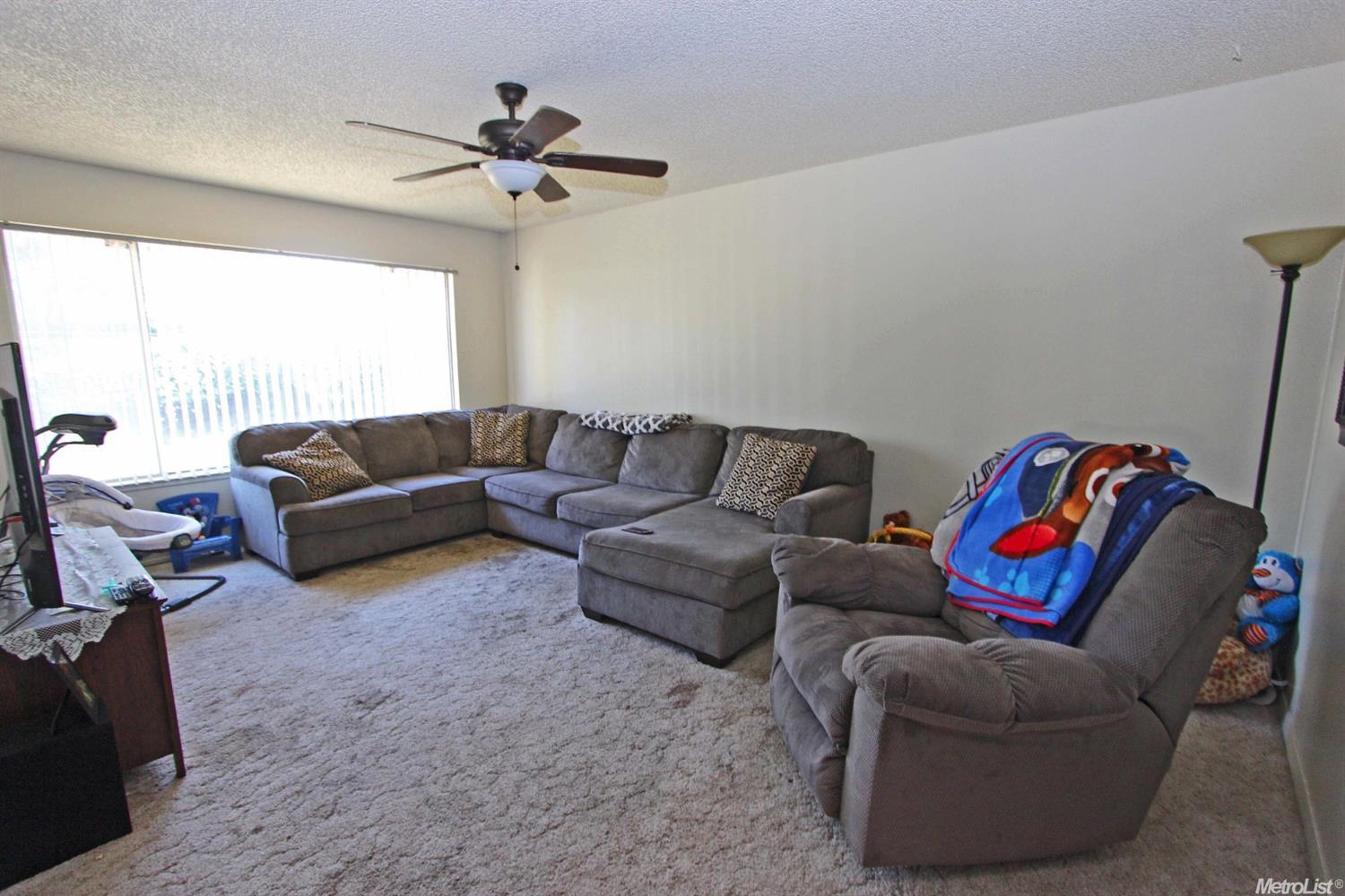 1900 Serena Ave, Modesto, CA 95355 photo 2