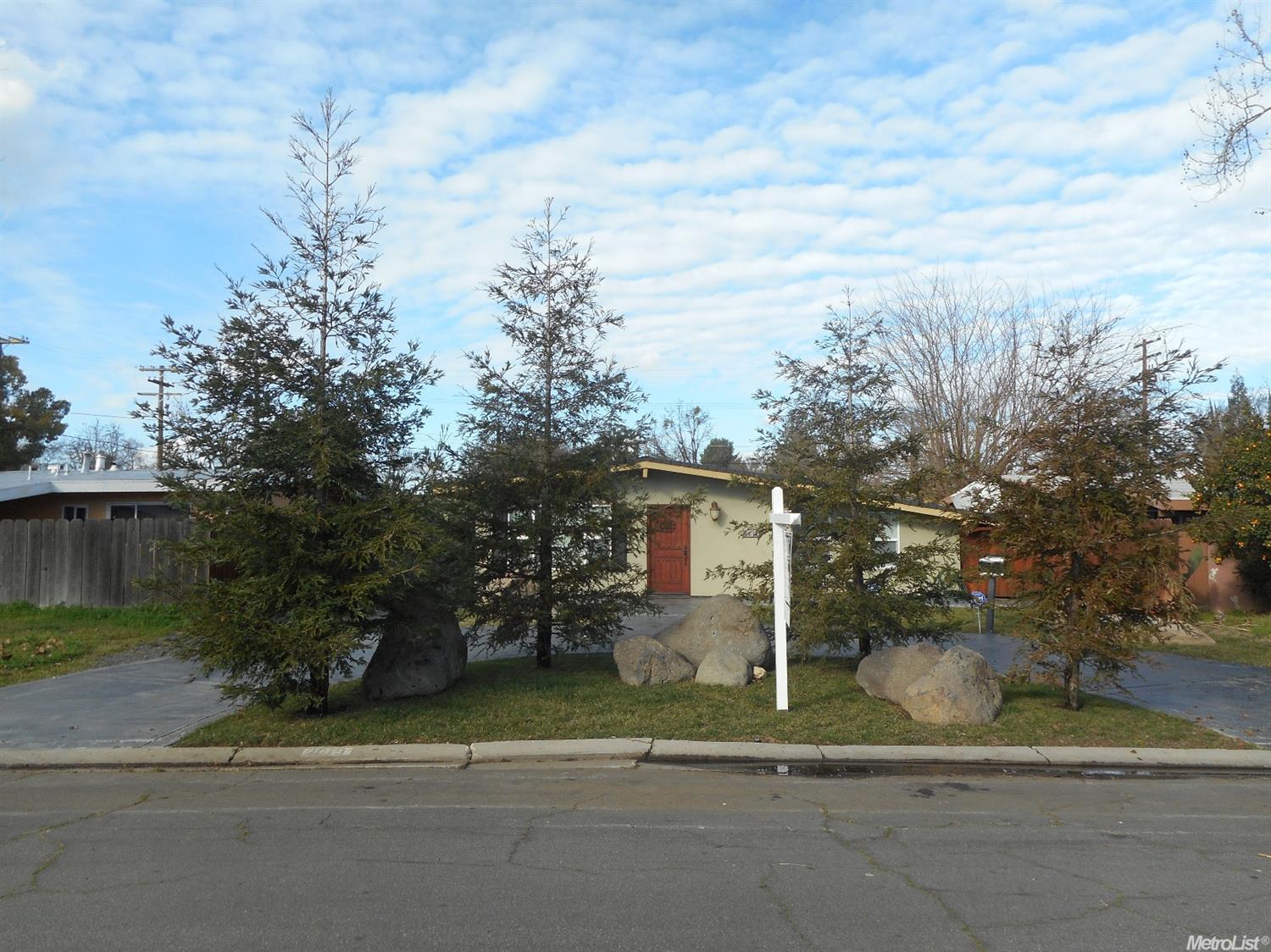 2019 Lance St, Modesto, CA 95354 photo 2