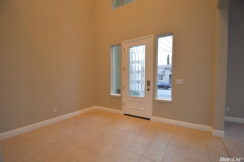 4125 Mercer Dr, Modesto, CA 95356 photo 2