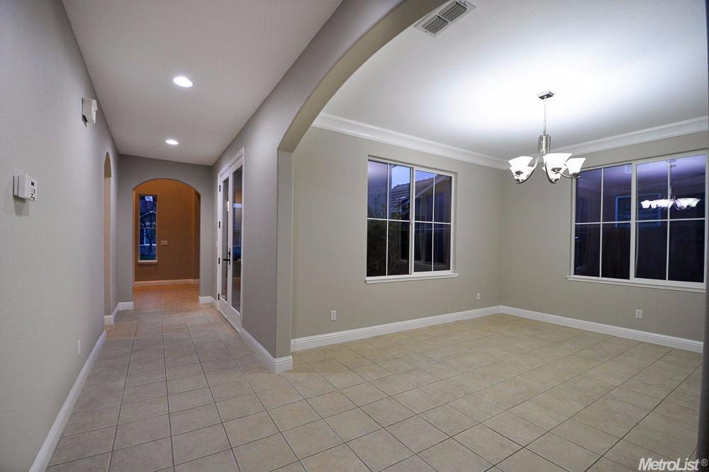 4125 Mercer Dr, Modesto, CA 95356 photo 4