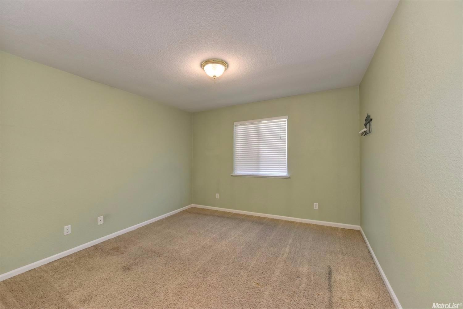 4428 Dusham Cir, Mather, CA 95655 photo 24