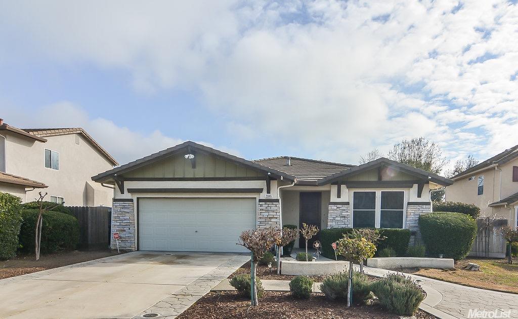 2046 Pasado Ave, Manteca, CA 95336 photo 2