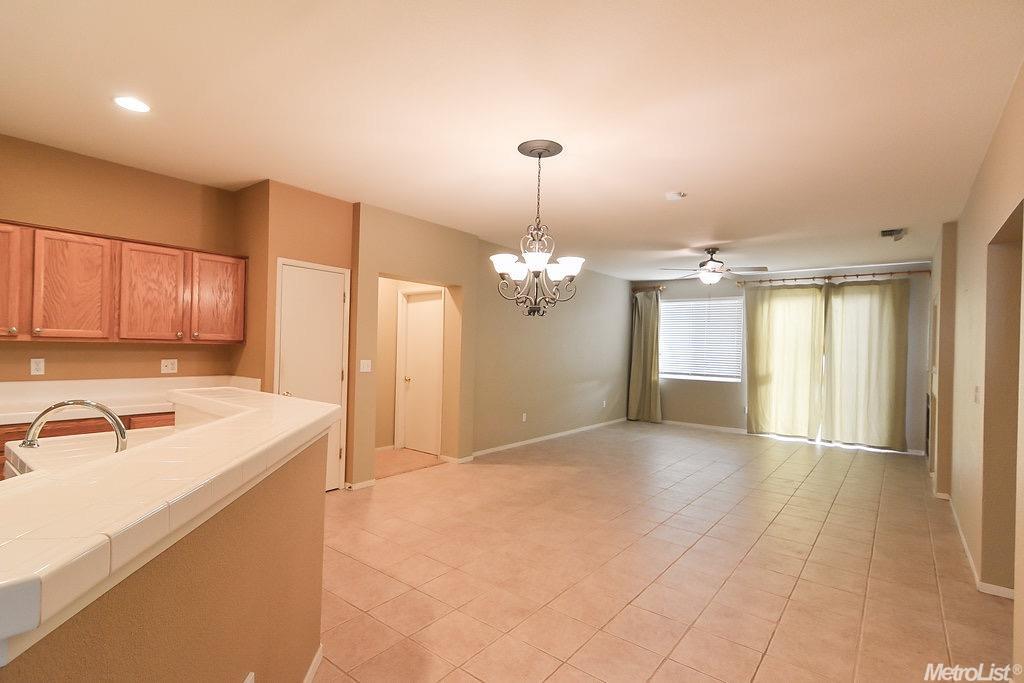 2046 Pasado Ave, Manteca, CA 95336 photo 15