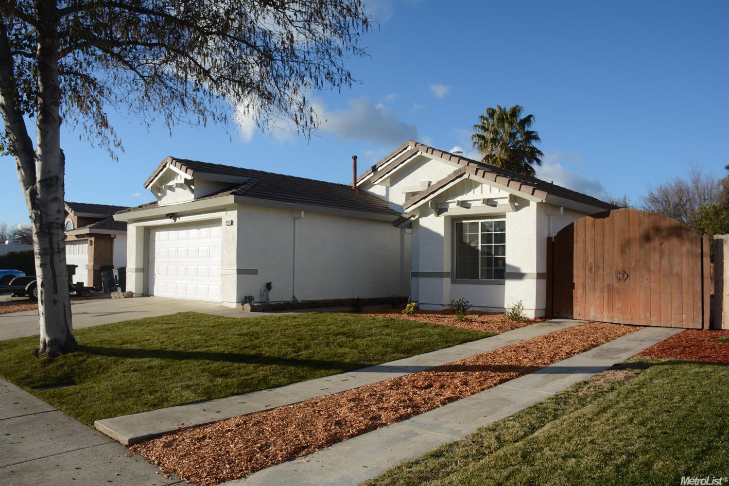 1921 Thomas Dehaven Ct, Tracy, CA 95376 photo 2