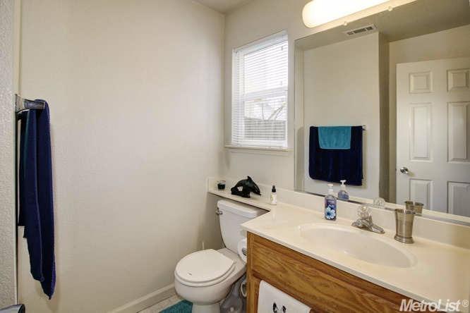 2265 Halsey Cir, Davis, CA 95618 photo 18