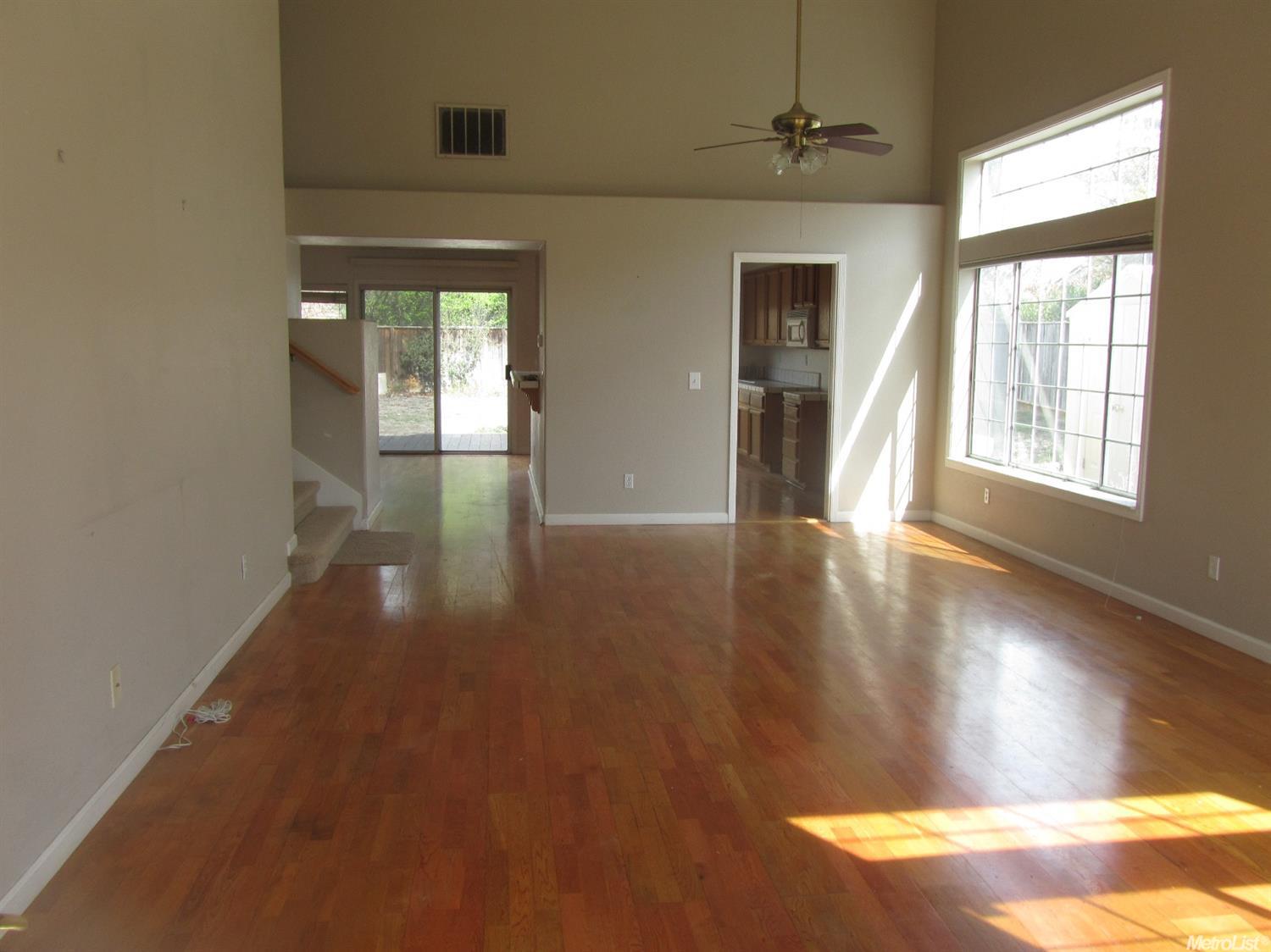 1235 Yorkshire, Tracy, CA 95376 photo 3