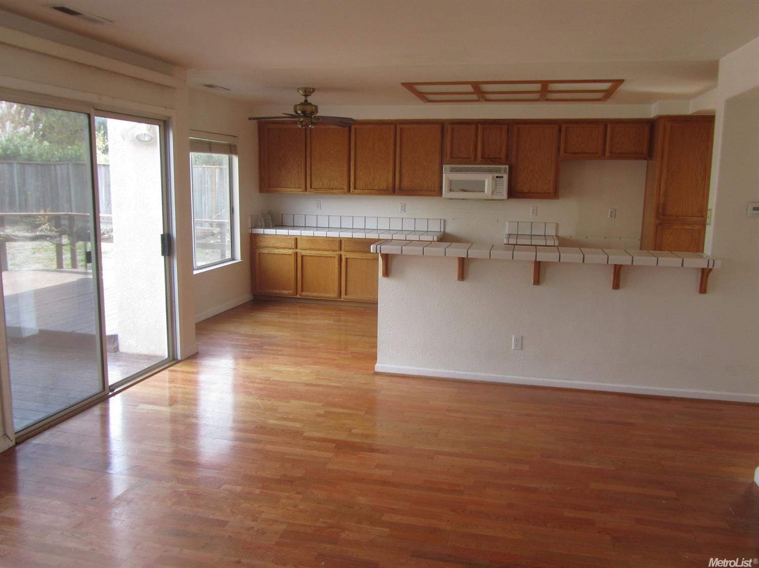 1235 Yorkshire, Tracy, CA 95376 photo 5