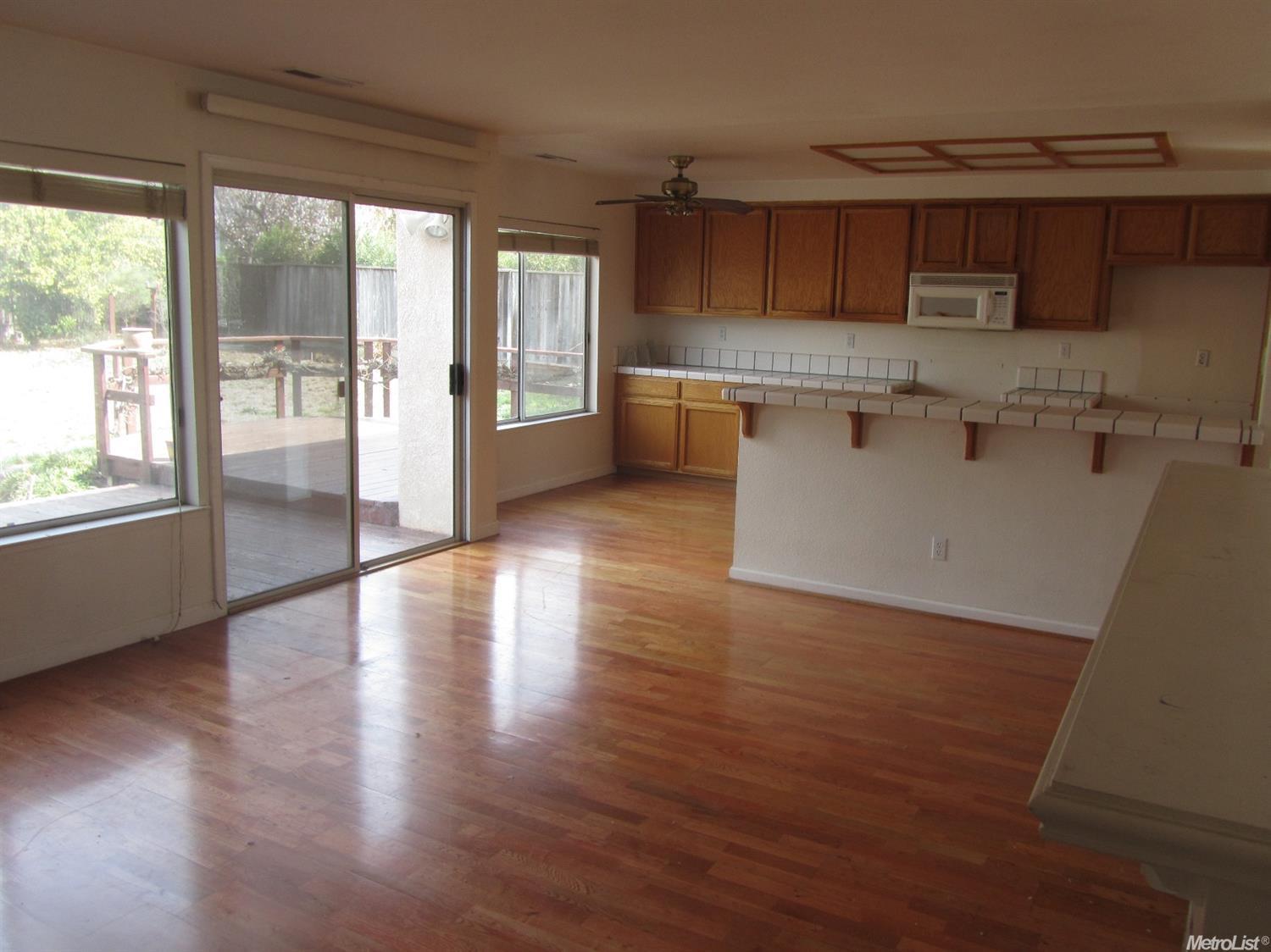1235 Yorkshire, Tracy, CA 95376 photo 6