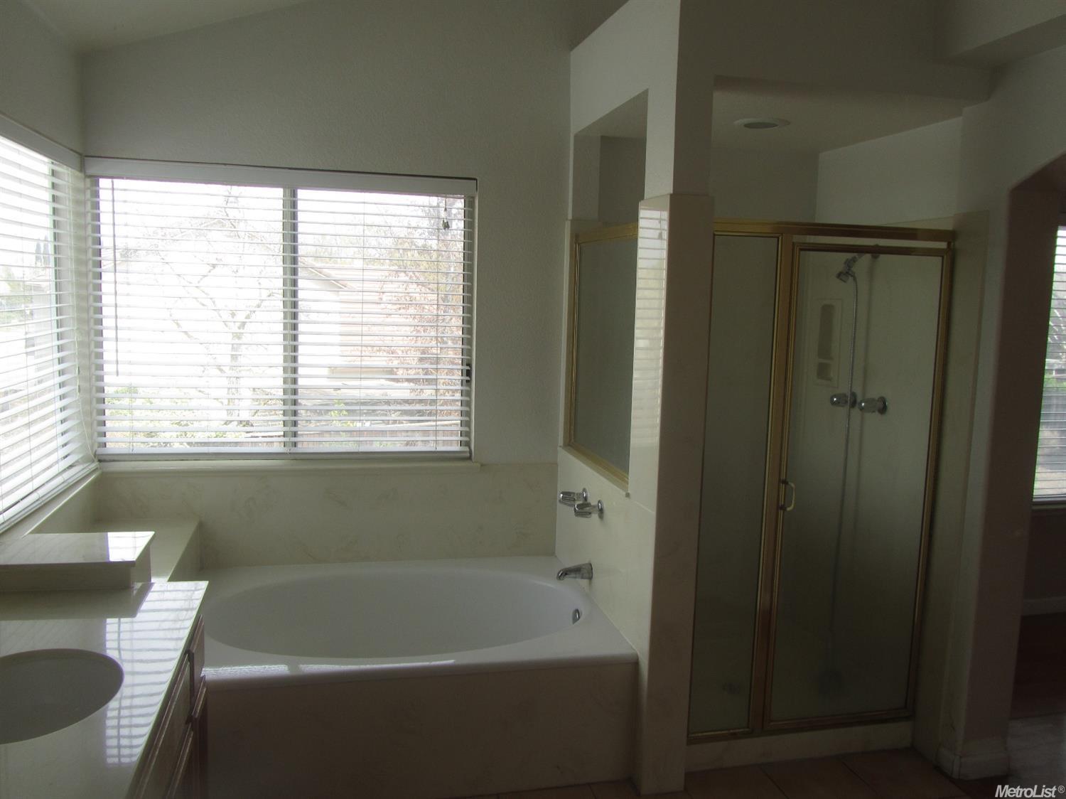 1235 Yorkshire, Tracy, CA 95376 photo 9