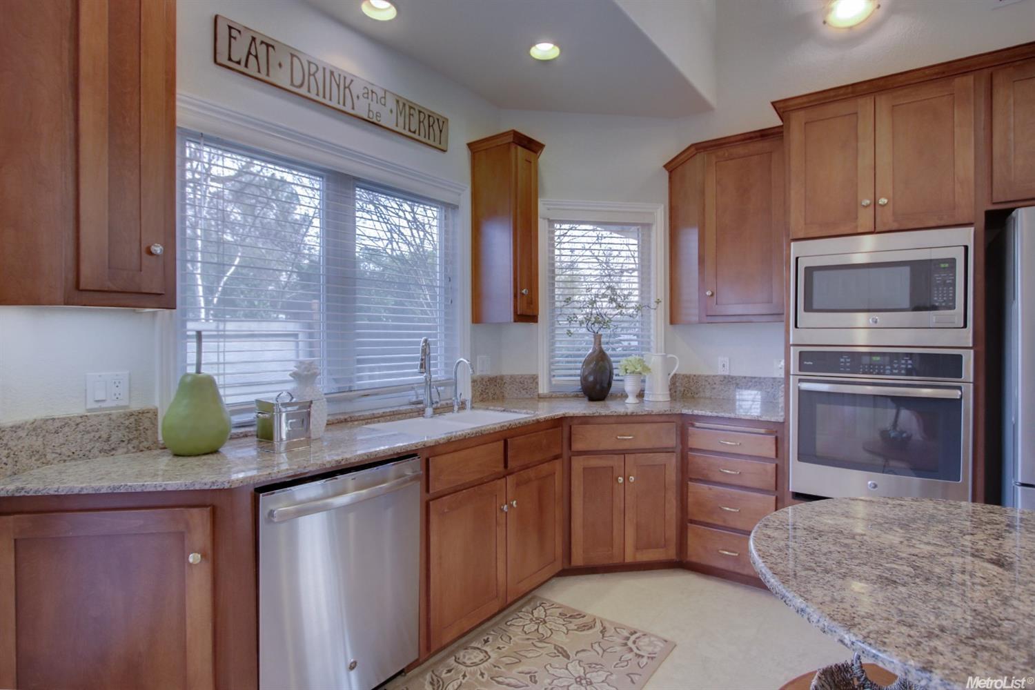 744 Eureka Ave, Davis, CA 95616 photo 24
