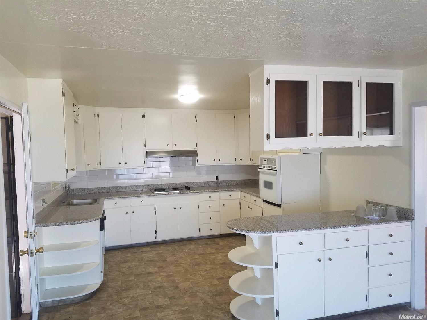 1904 Robertson Rd, Modesto, CA 95351 photo 6
