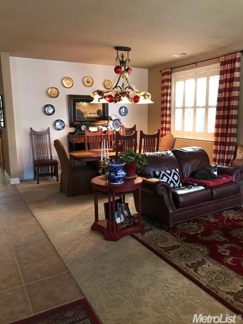 2721 Marina Dr, Modesto, CA 95355 photo 5