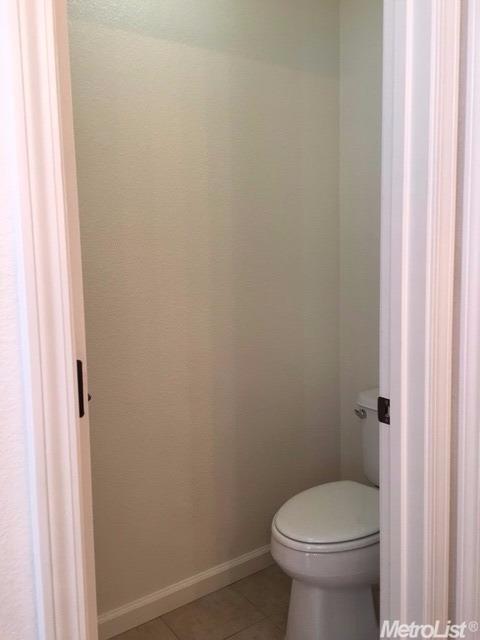 3755 Armando Ct, Ceres, CA 95307 photo 2