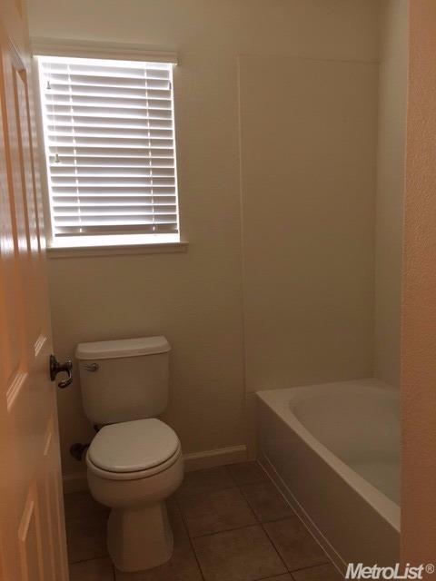 3755 Armando Ct, Ceres, CA 95307 photo 4