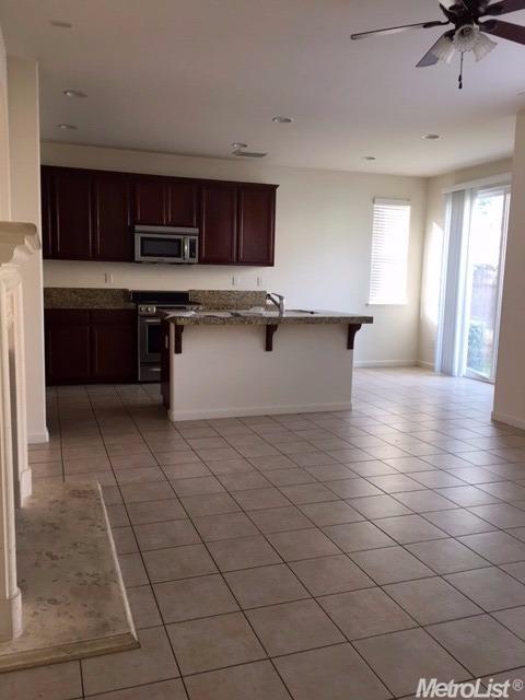 3755 Armando Ct, Ceres, CA 95307 photo 9