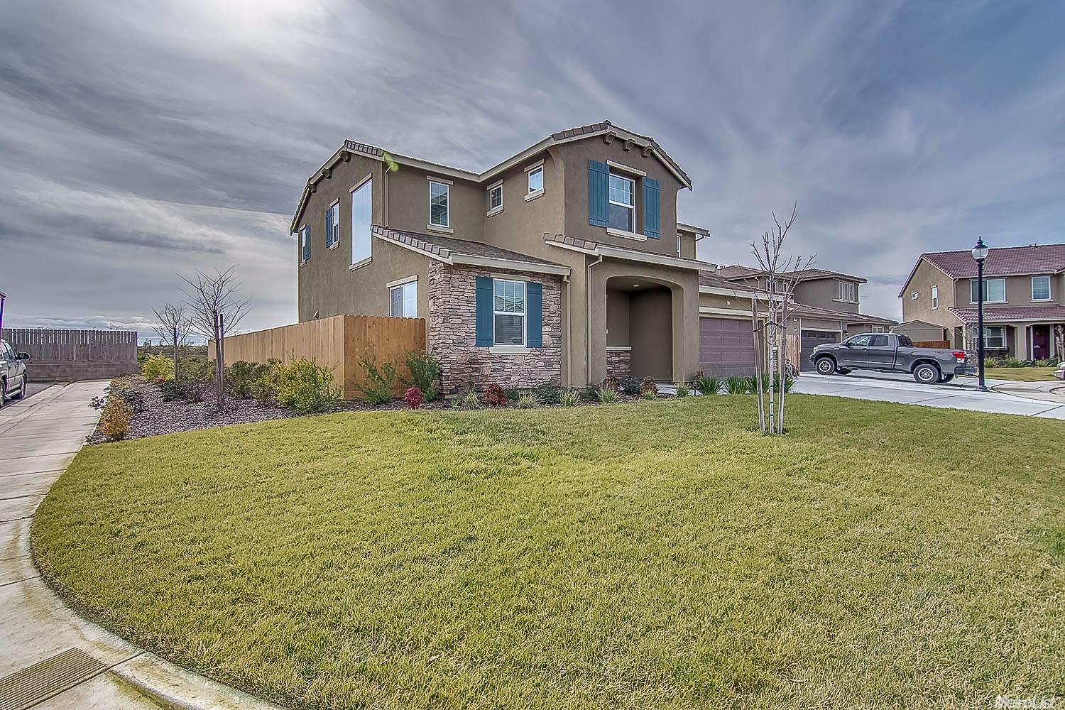 684 Sawtooth, Manteca, CA 95337 photo 1