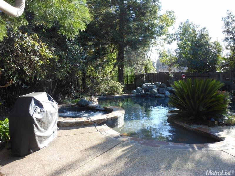7016 Grant Ave, Carmichael, CA 95608 photo 2