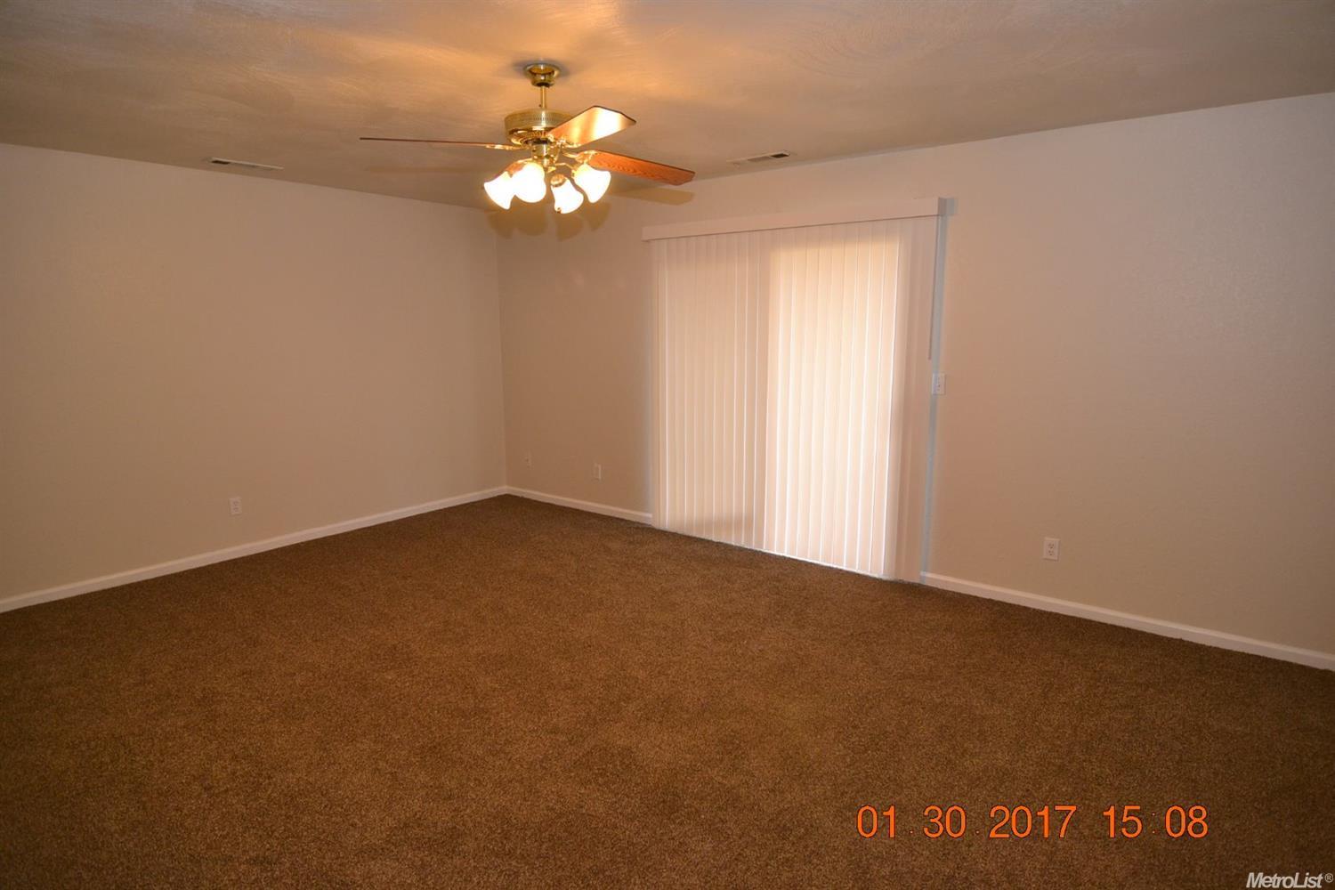 803 Hartwick Ave, Turlock, CA 95382 photo 10
