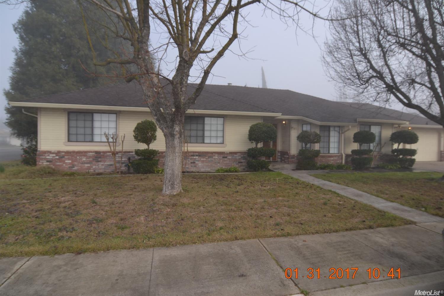 803 Hartwick Ave, Turlock, CA 95382 photo 1