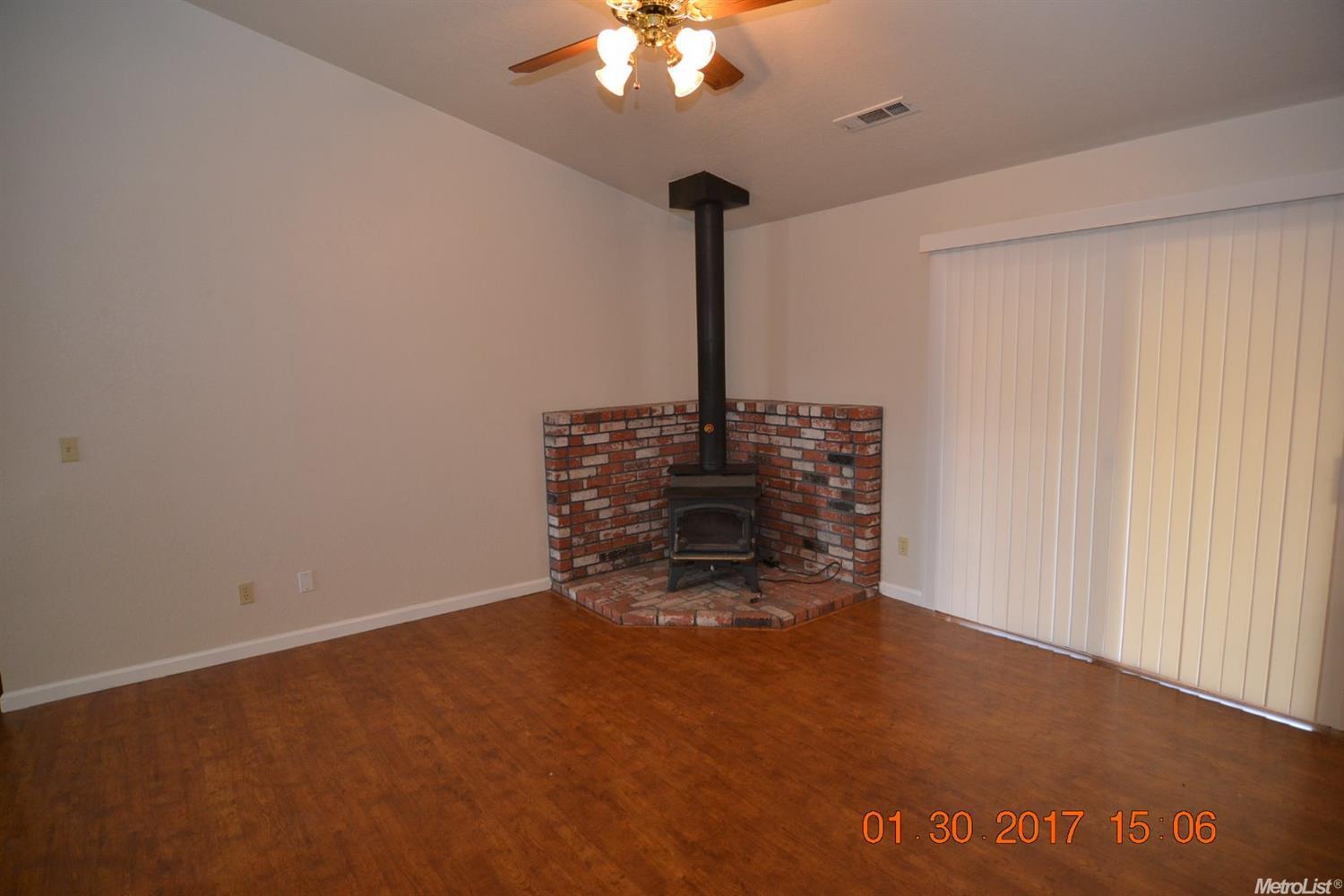 803 Hartwick Ave, Turlock, CA 95382 photo 5