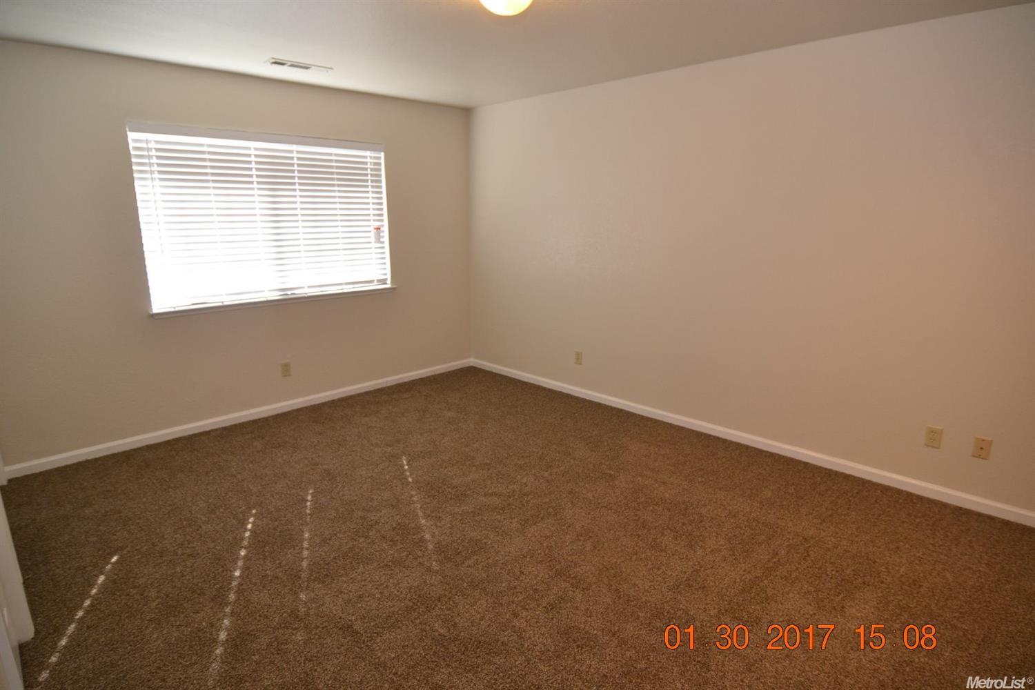 803 Hartwick Ave, Turlock, CA 95382 photo 9