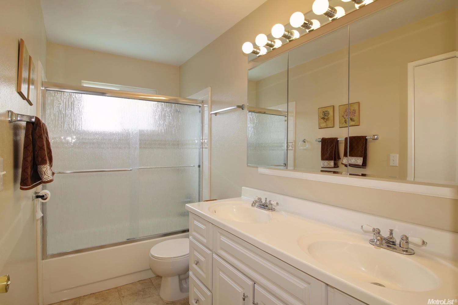 909 Bliss Ct, Davis, CA 95618 photo 18