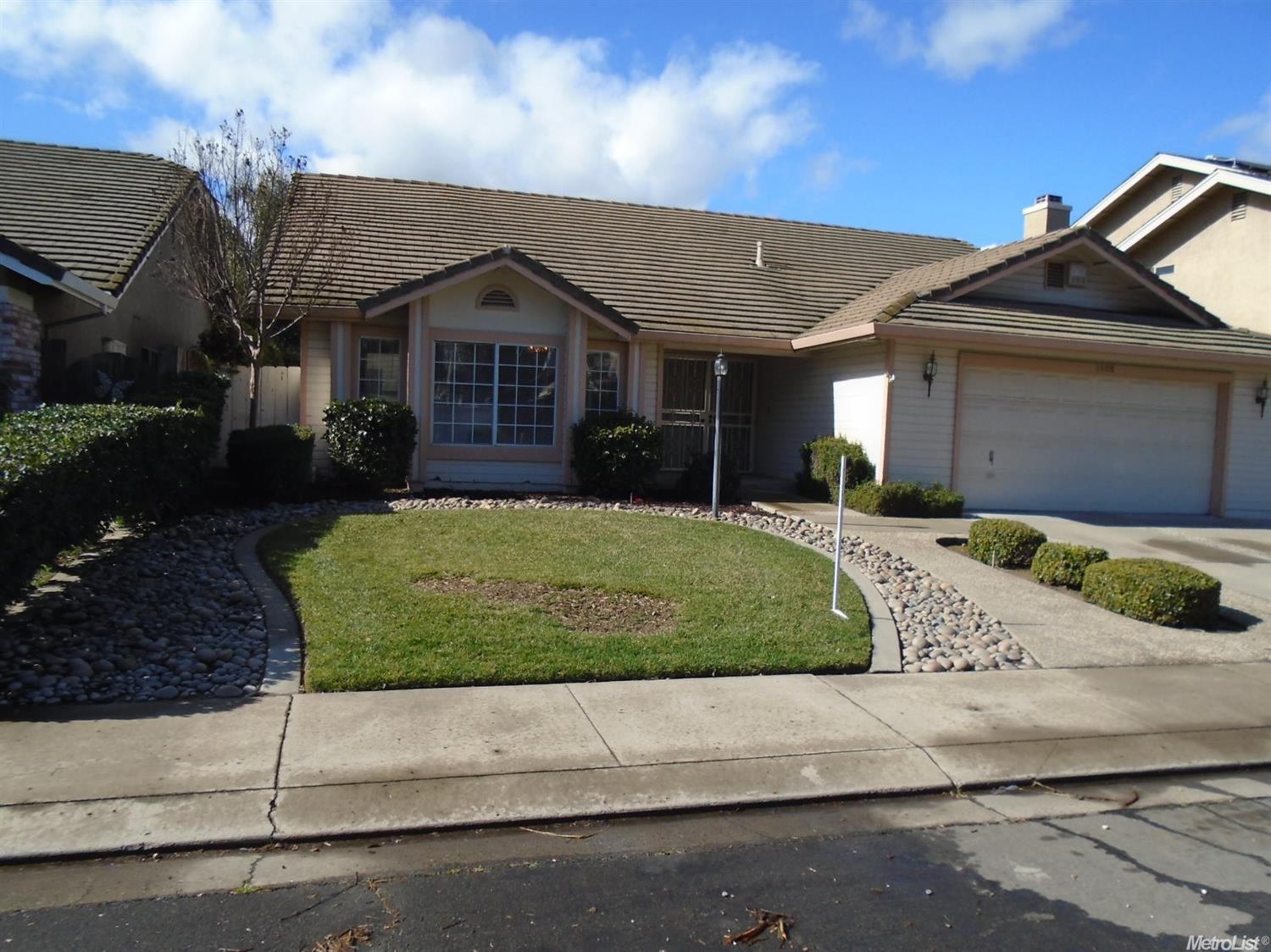 3805 Beachler Dr, Modesto, CA 95356 photo 2