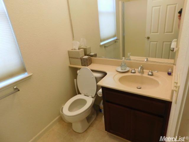 3813 Eton Ln, Modesto, CA 95355 photo 9