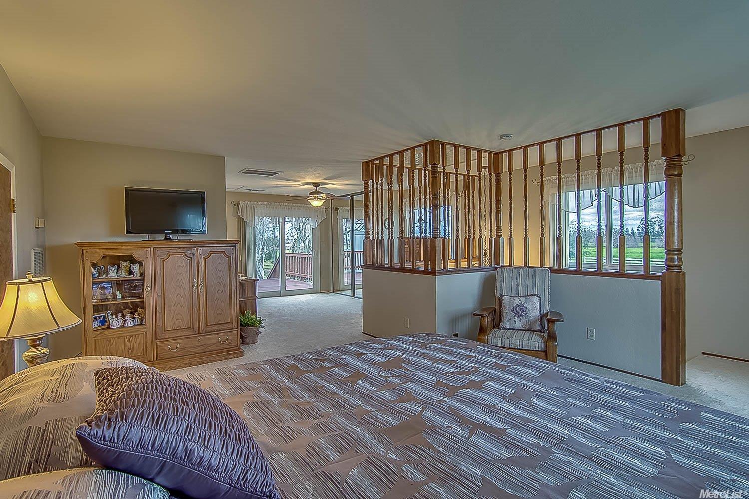 9973 E Underwood Rd, Acampo, CA 95220 photo 15