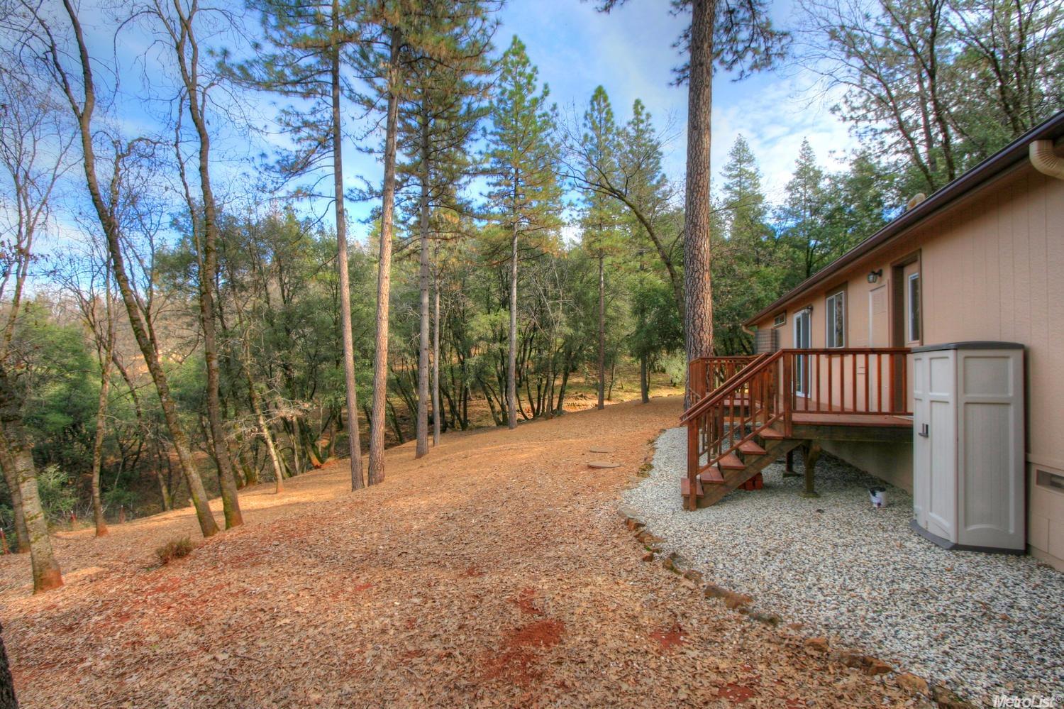 1088 Pinecroft Rd, Colfax, CA 95713 photo 3