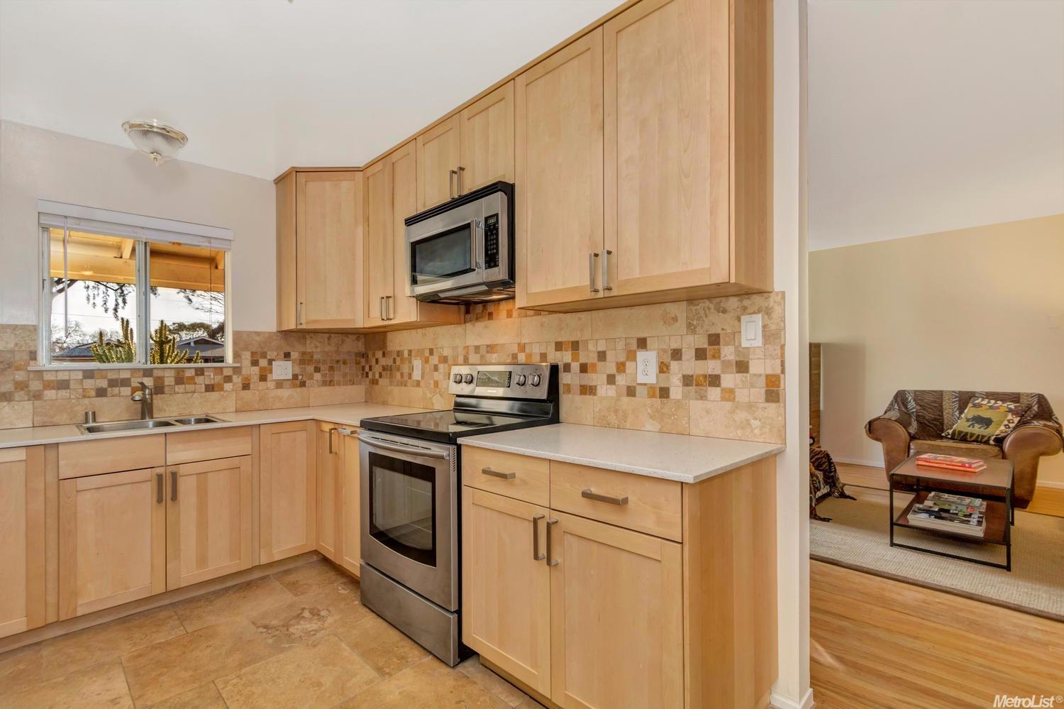 1501 L St, Davis, CA 95616 photo 10