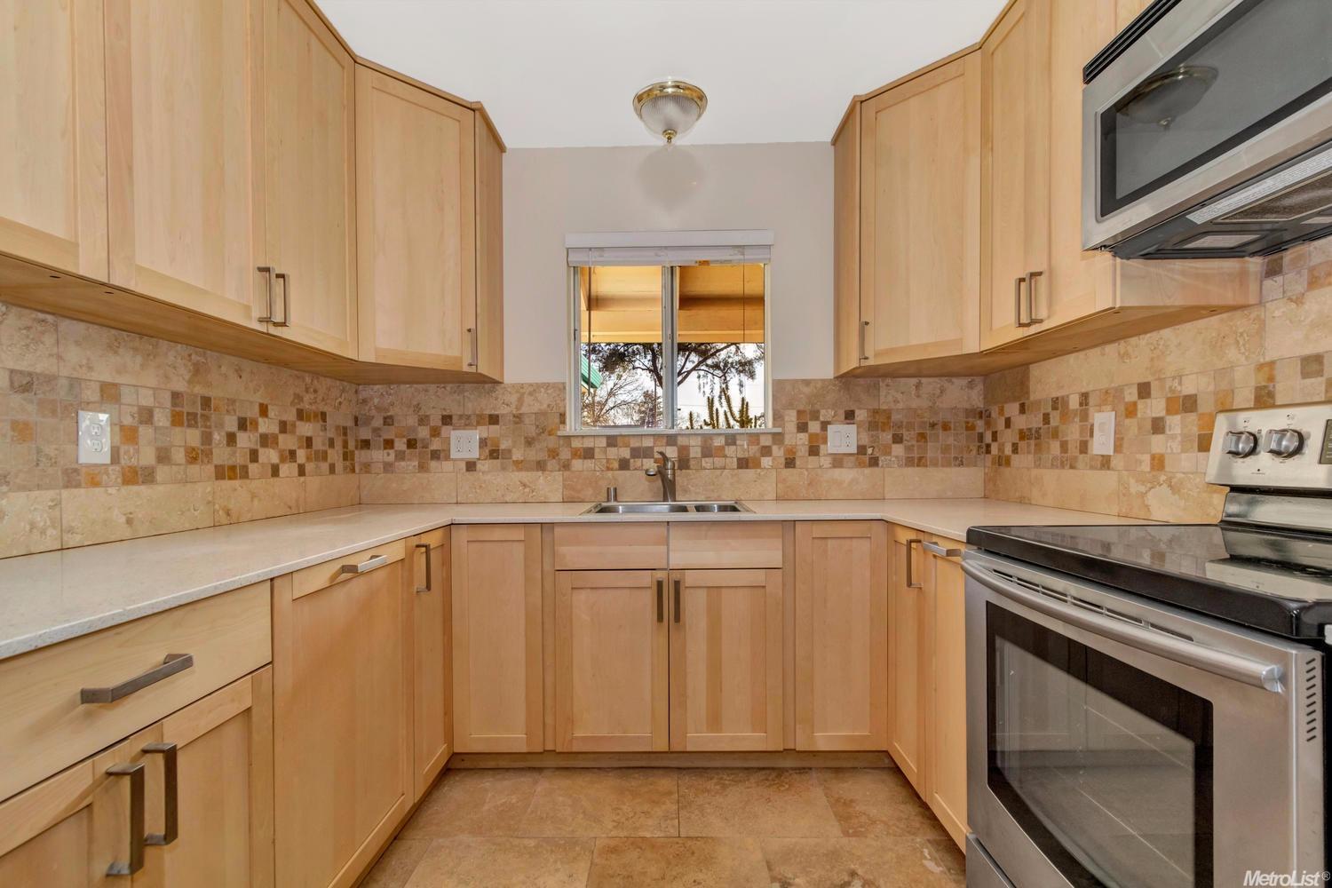 1501 L St, Davis, CA 95616 photo 13