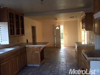 936 Hickman Rd, Hickman, CA 95323 photo 3